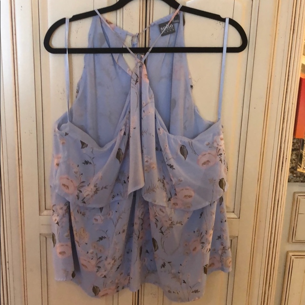 Sleeveless Blouse